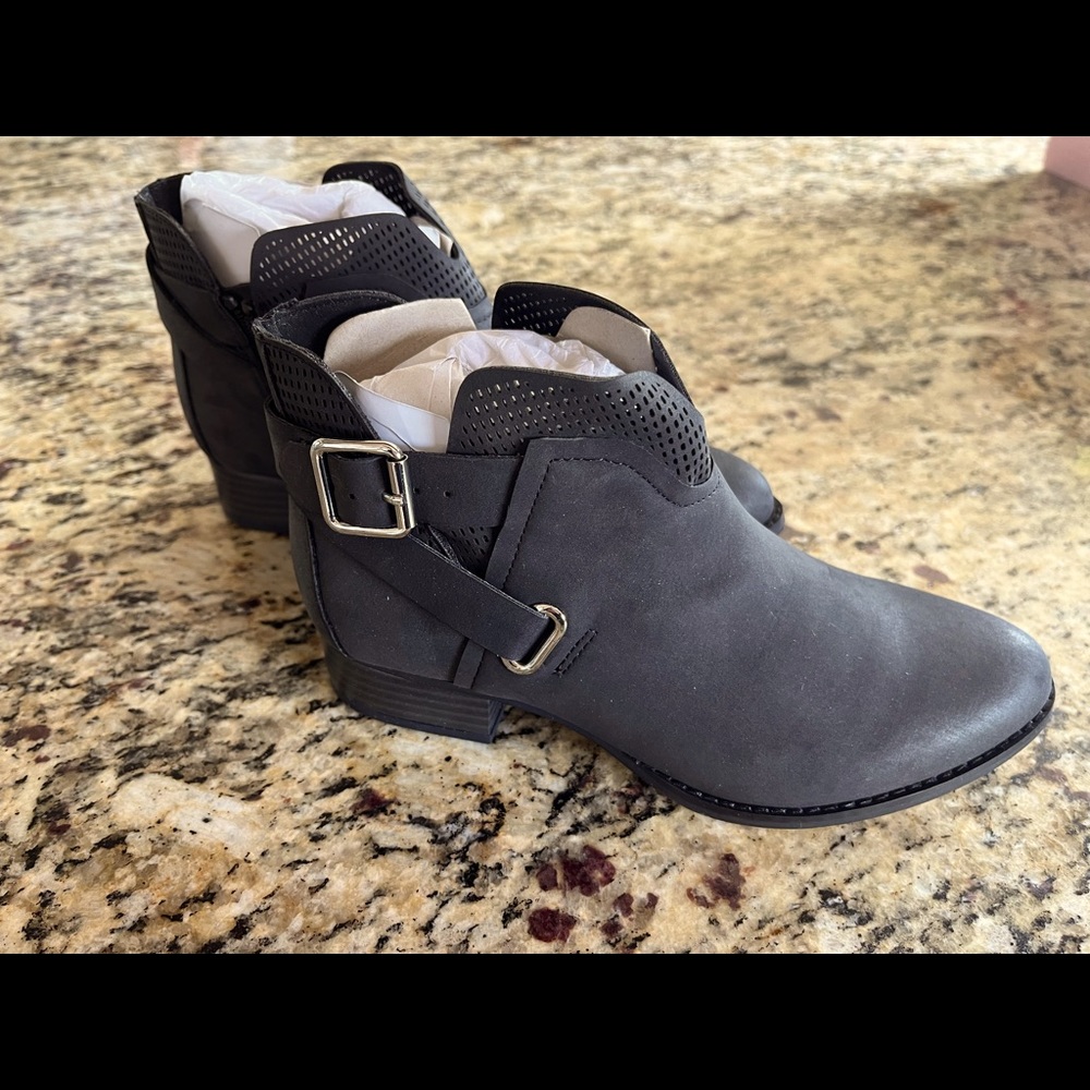 Booties NIB for Spring!